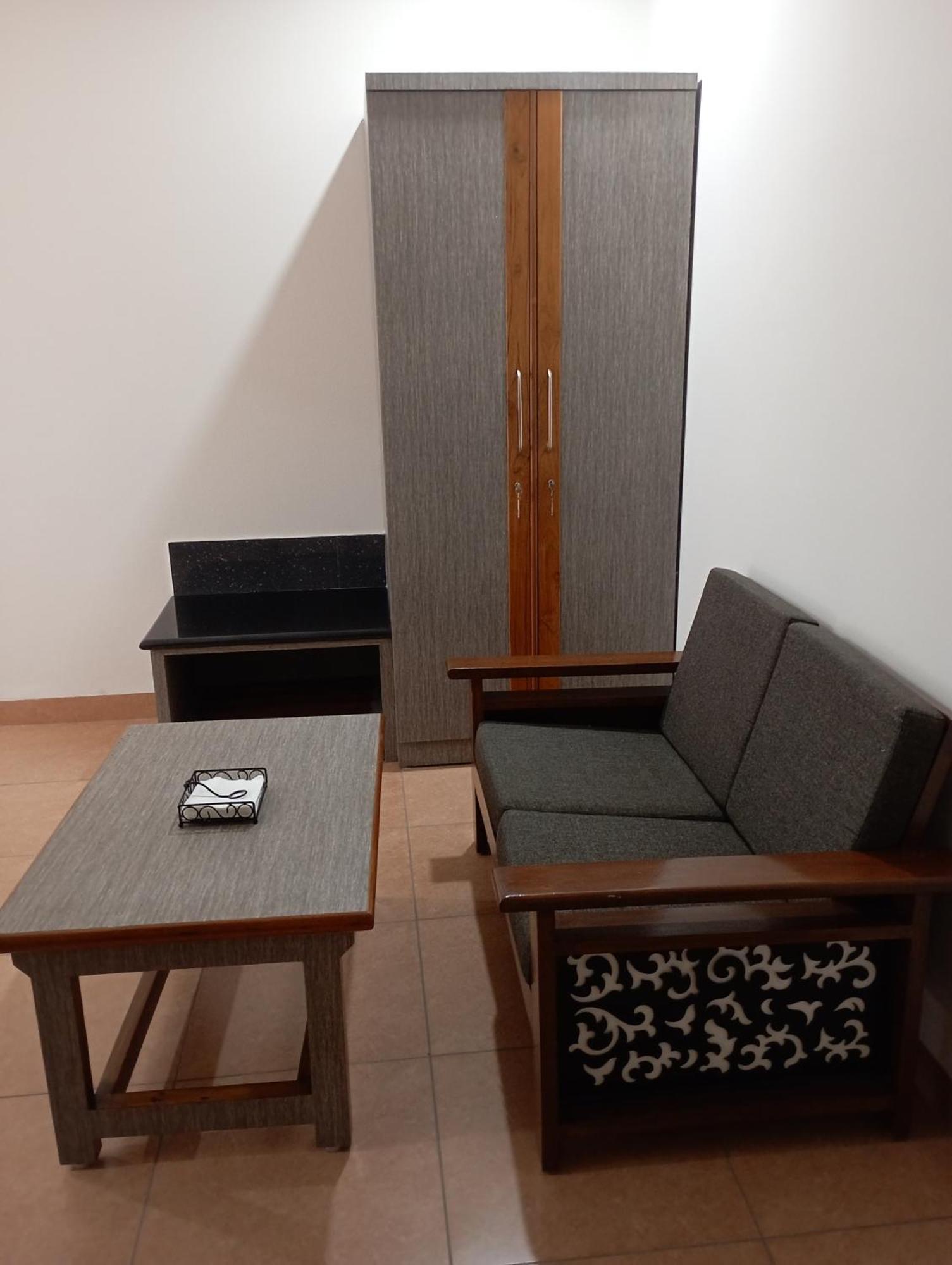 Hotel Sun Bright Residency Манипала Екстериор снимка